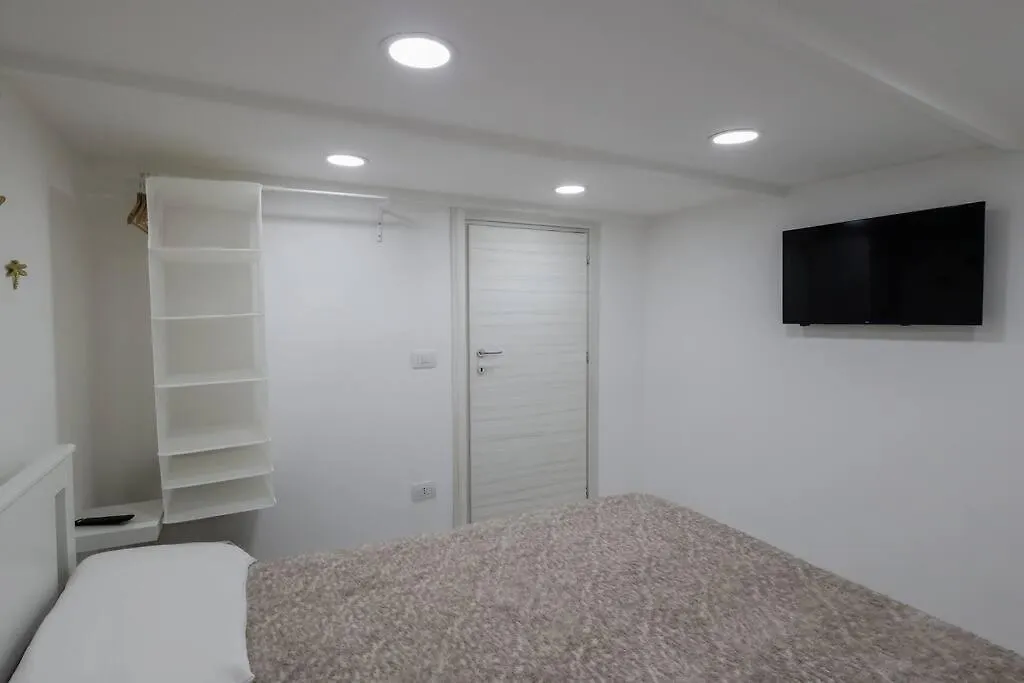'A Casa D'Annare Apartment Naples