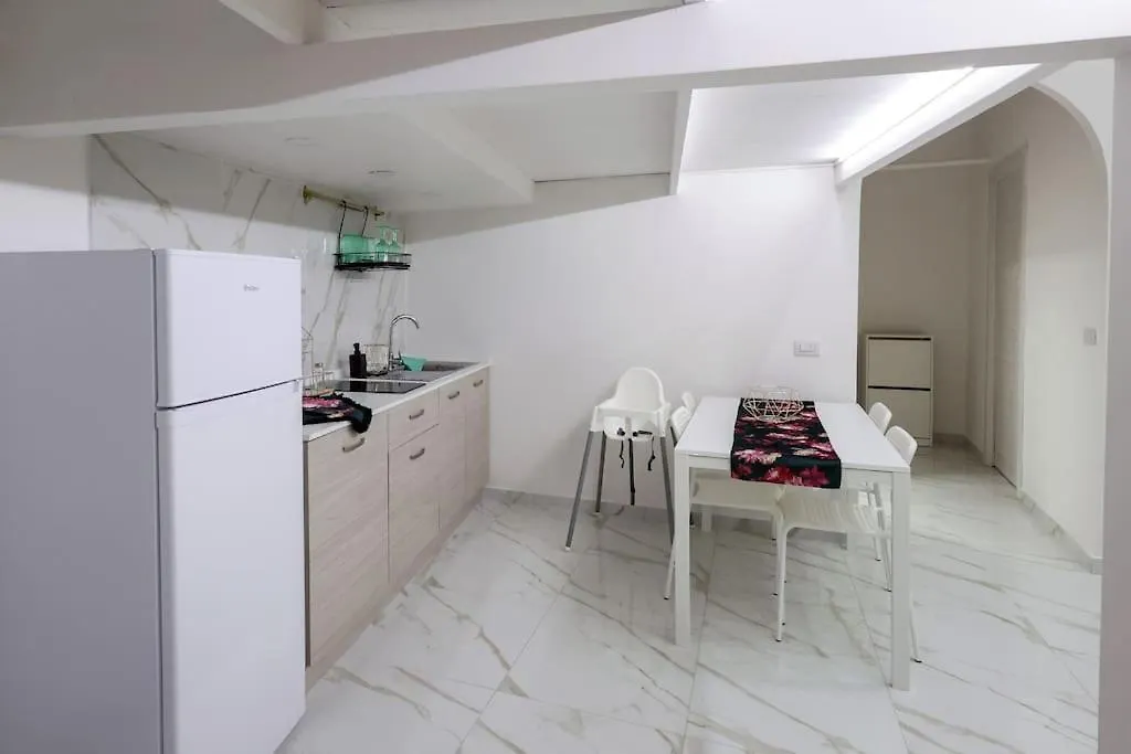 Appartamento 'A Casa D'Annare Napoli 0*,  Italia